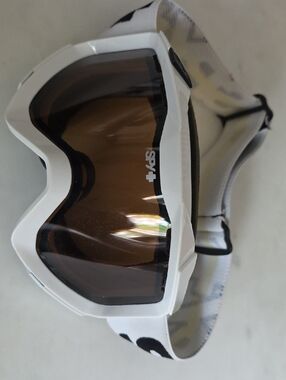 SPY White Snow Goggles with Brown Lens